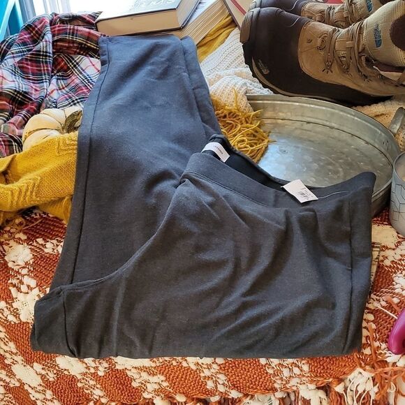 Old navy leggings NWT XXL - Picture 1 of 3